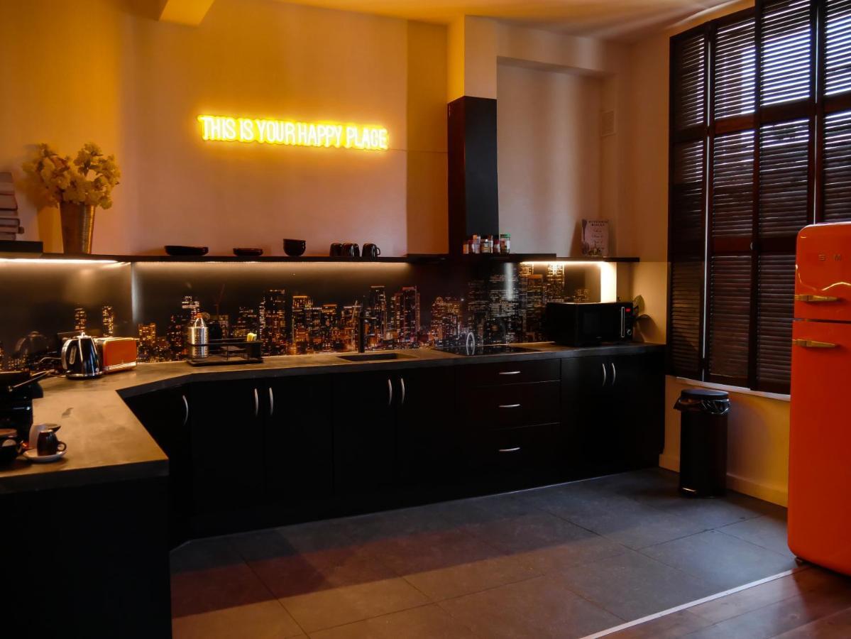 Sleep Inn - Black And Gold Loft Antwerp Cityview Экстерьер фото