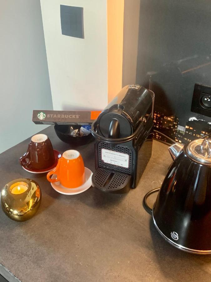 Sleep Inn - Black And Gold Loft Antwerp Cityview Экстерьер фото